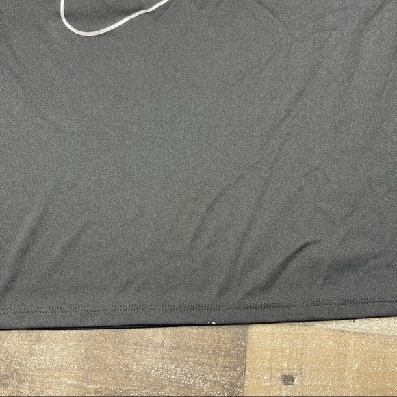 Nike Dri Fit  Womens Active Top size Medium - Picture 5 of 9